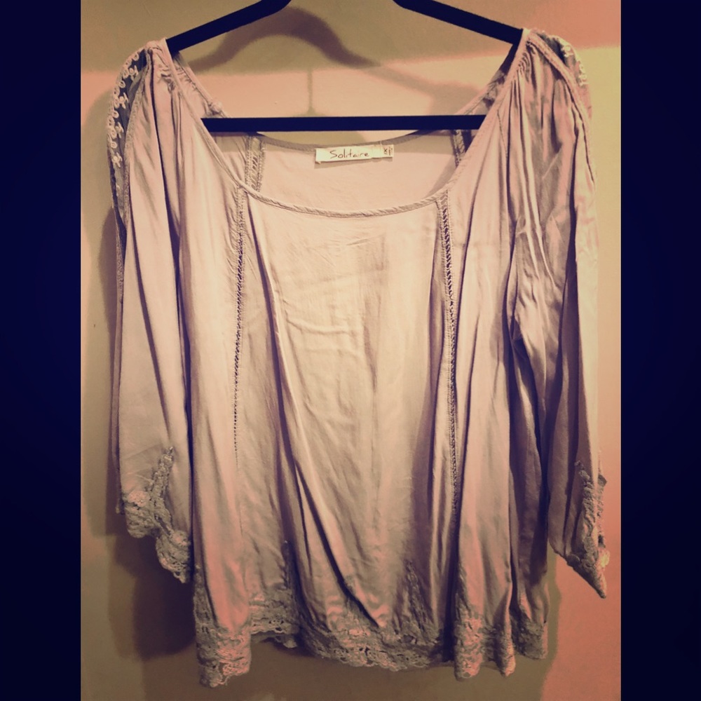 SOLITAIRE Grey Crochet/Lace Top